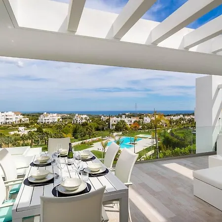 Al-1514 - - Alcazaba Lagoon Estepona