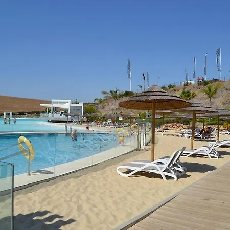 Al-1514 - - Alcazaba Lagoon