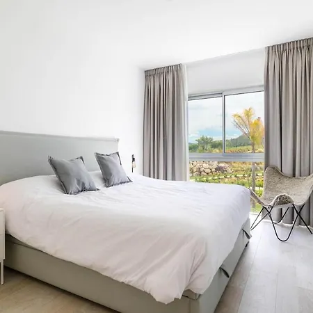 Al-1514 - - Alcazaba Lagoon * Estepona