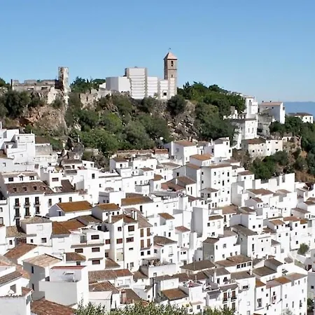 Al-1514 - - Alcazaba Lagoon *