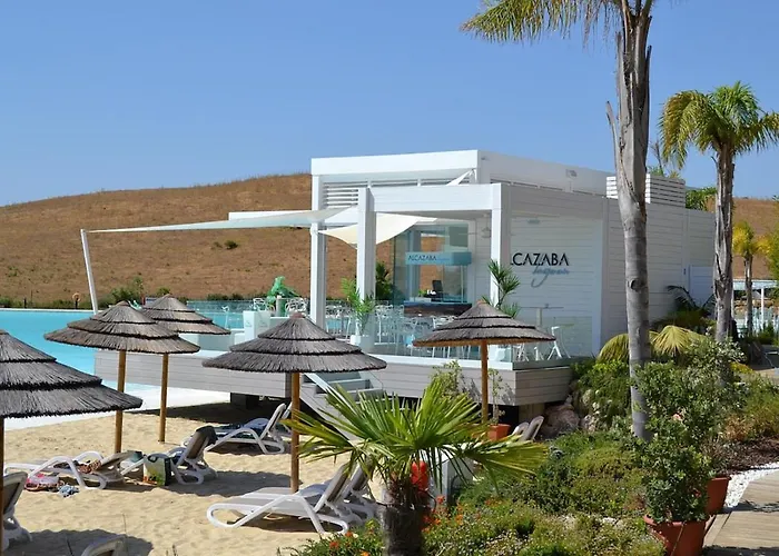 Al-1514 - - Alcazaba Lagoon