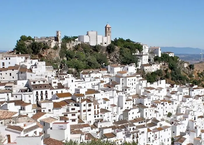 Al-1514 - - Alcazaba Lagoon *