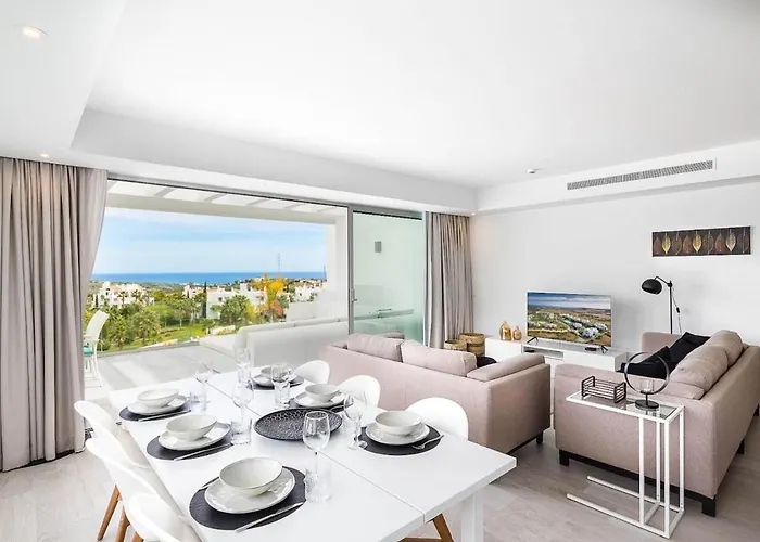 Al-1514 - - Alcazaba Lagoon Estepona