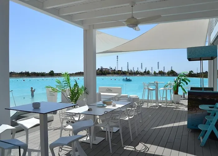 Al-1514 - - Alcazaba Lagoon *