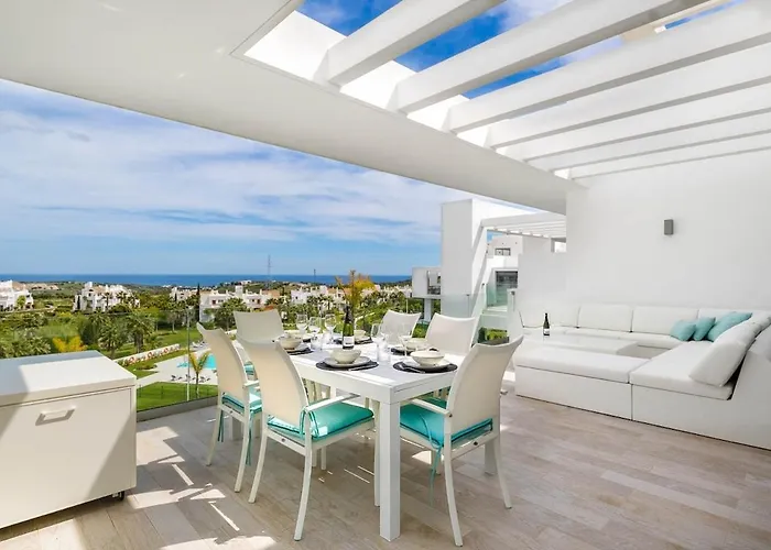 Al-1514 - - Alcazaba Lagoon * Estepona