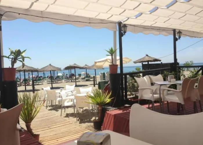 Al-1514 - - Alcazaba Lagoon