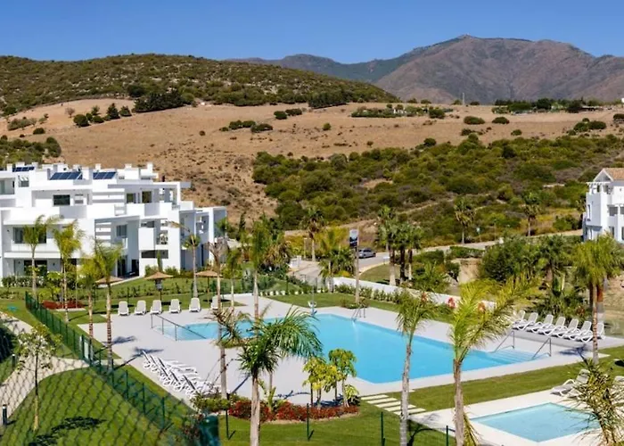 Al-1514 - - Alcazaba Lagoon *