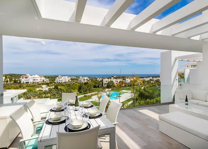 Al-1514 - - Alcazaba Lagoon Estepona