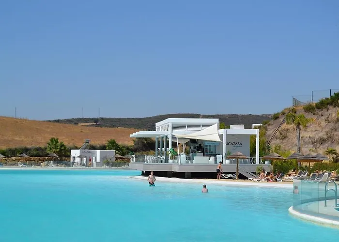 Al-1514 - - Alcazaba Lagoon *